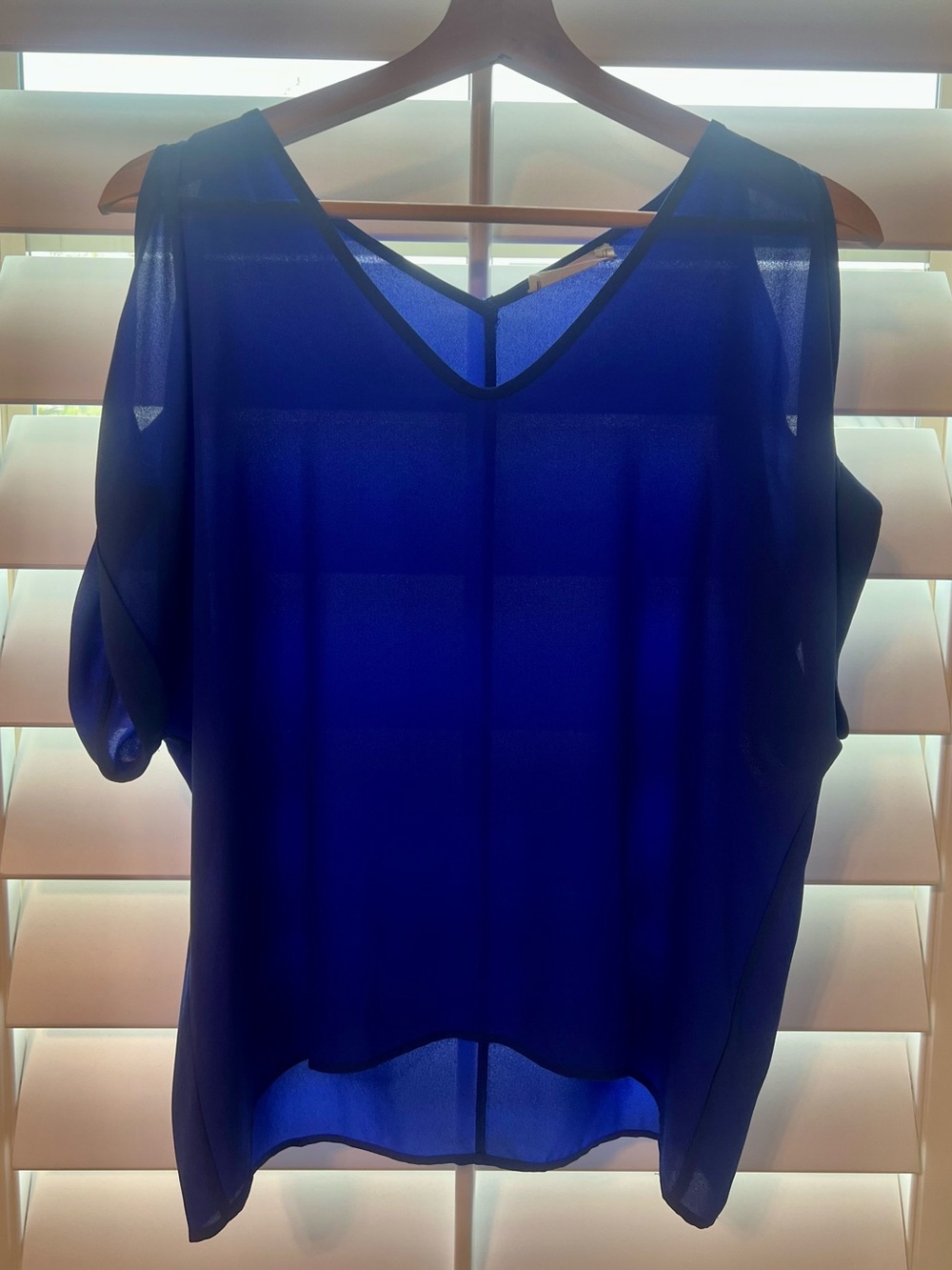 Lush Royal Blue Sheer V-Neck Cold-Shoulder Blouse Size S